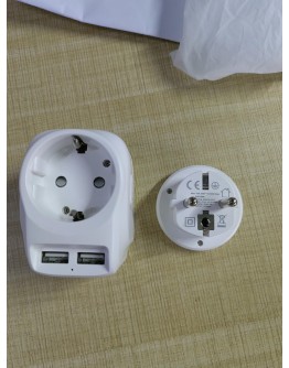 GLAMFIELDS  Universal Travel Adapter 2-in-1